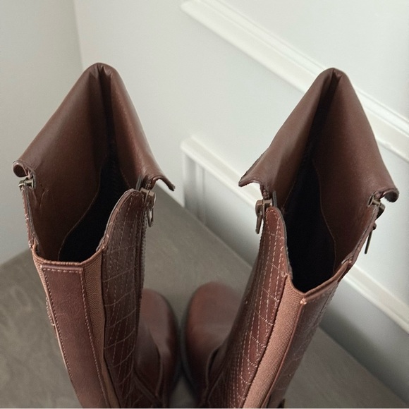 GBG by Guess Brown Haydin Knee High Boots Size 7.5M - Picture 6 of 13